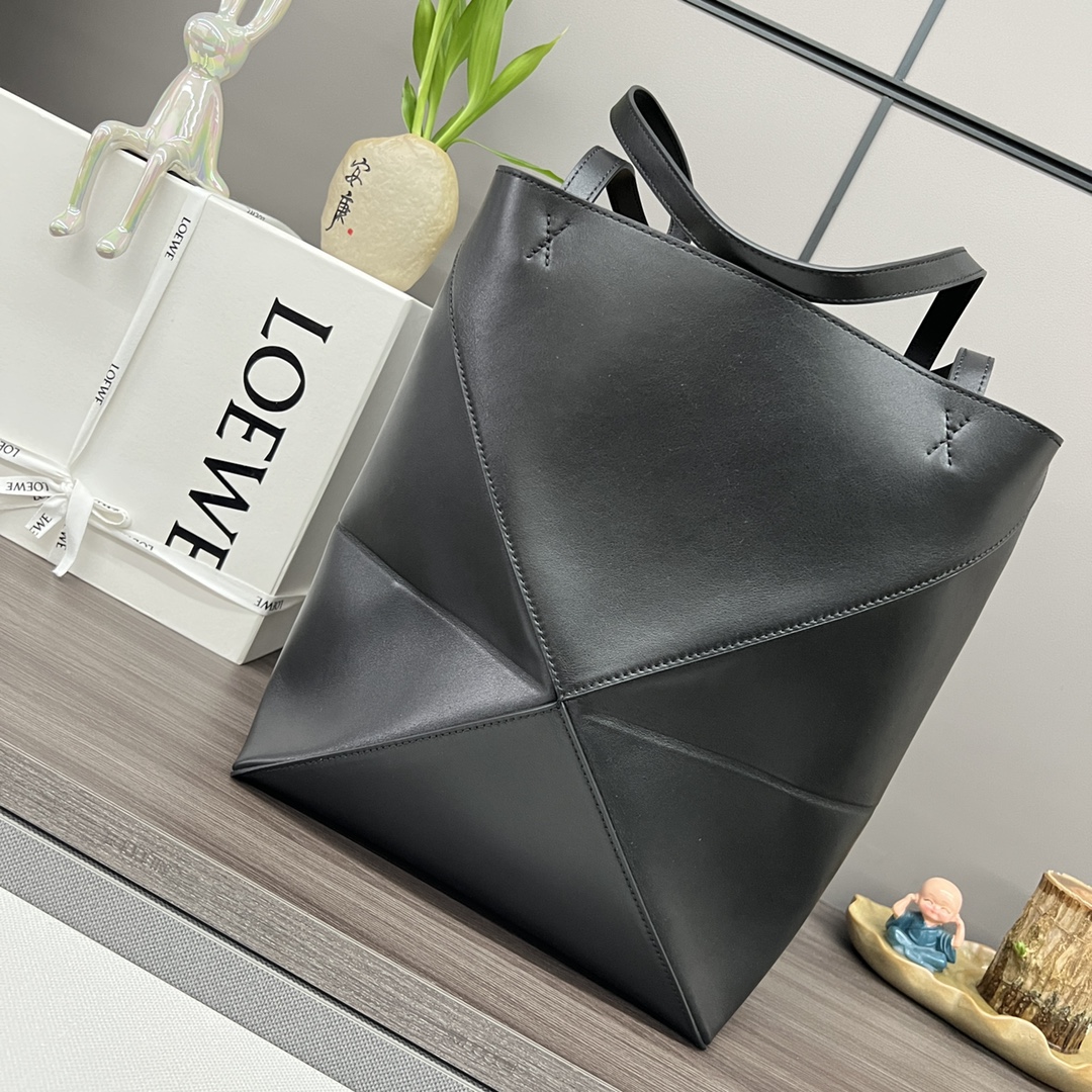 Loewe Shopping Bags